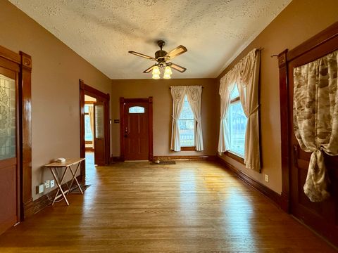 Tiny photo for 421 N Grant Street, Clinton, IL 61727 (MLS # 12507398)
