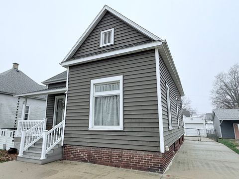 Tiny photo for 421 N Grant Street, Clinton, IL 61727 (MLS # 12507398)