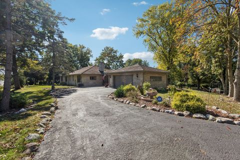 Tiny photo for 1090 Roselle Road, Inverness, IL 60067 (MLS # 12490505)