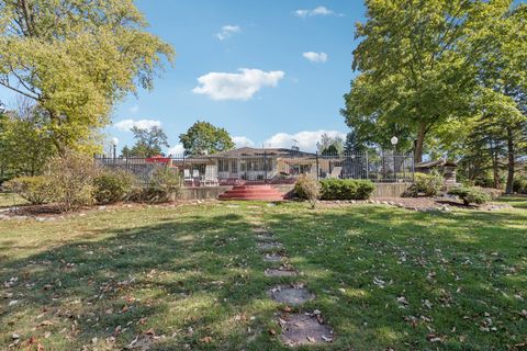 Tiny photo for 1090 Roselle Road, Inverness, IL 60067 (MLS # 12490505)