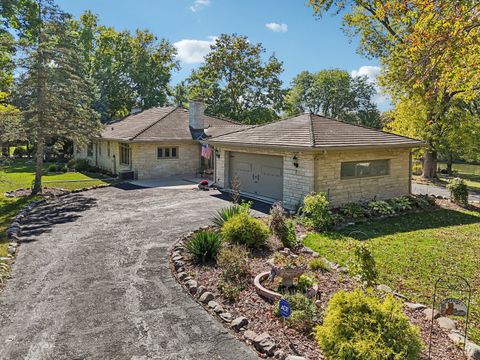 Tiny photo for 1090 Roselle Road, Inverness, IL 60067 (MLS # 12490505)