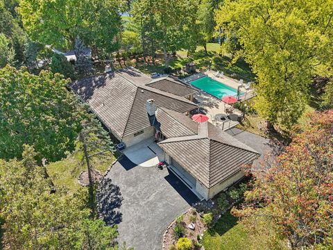 Tiny photo for 1090 Roselle Road, Inverness, IL 60067 (MLS # 12490505)