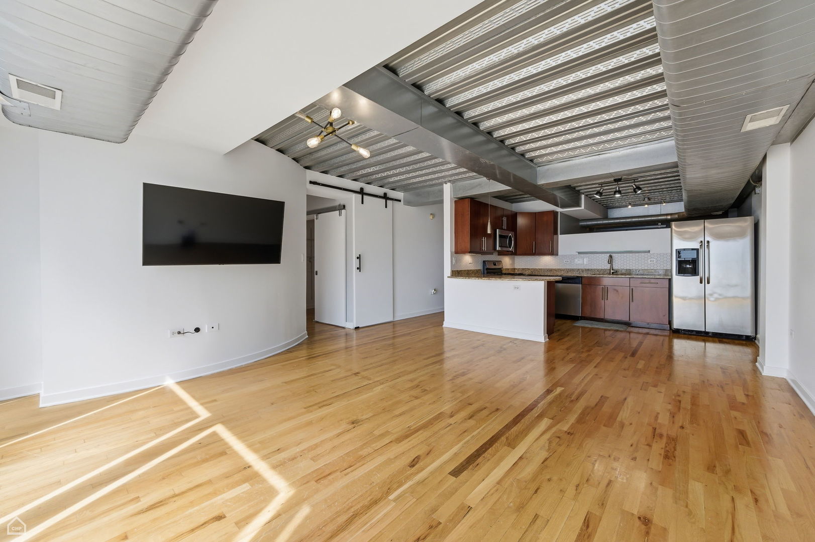 1910 S Indiana Avenue 518