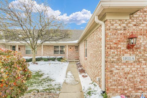 Tiny photo for 1811 E Amber Lane #A, Urbana, IL 61802 (MLS # 12487620)