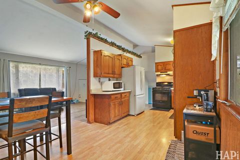 Tiny photo for 1711 Beechnut Drive, Holiday Hills, IL 60051 (MLS # 12498601)