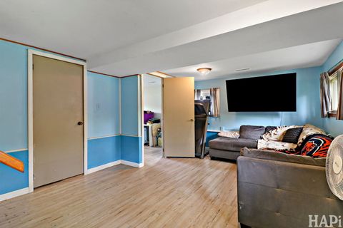 Tiny photo for 1711 Beechnut Drive, Holiday Hills, IL 60051 (MLS # 12498601)