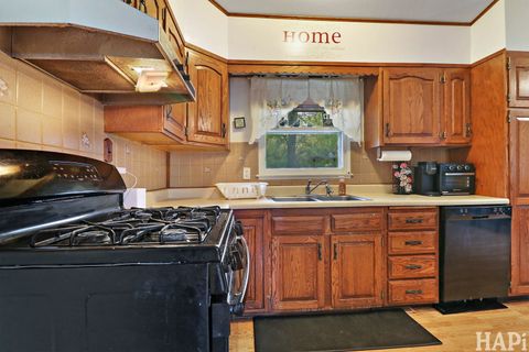 Tiny photo for 1711 Beechnut Drive, Holiday Hills, IL 60051 (MLS # 12498601)