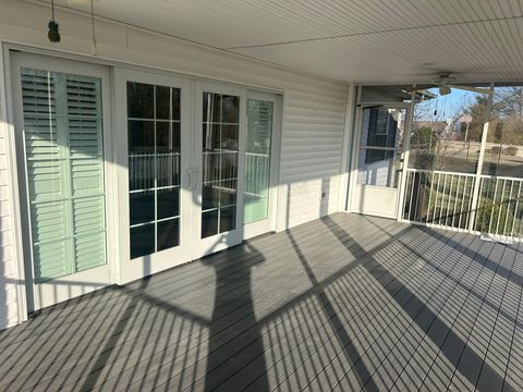 Tiny photo for 8 DOGWOOD Place, Harrisburg, IL 62946 (MLS # EB460493)