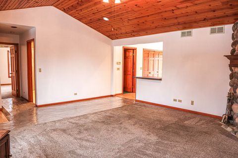 Tiny photo for 904 Harvest Trail #B, Yorkville, IL 60560 (MLS # 12596903)