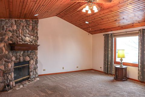 Tiny photo for 904 Harvest Trail #B, Yorkville, IL 60560 (MLS # 12596903)