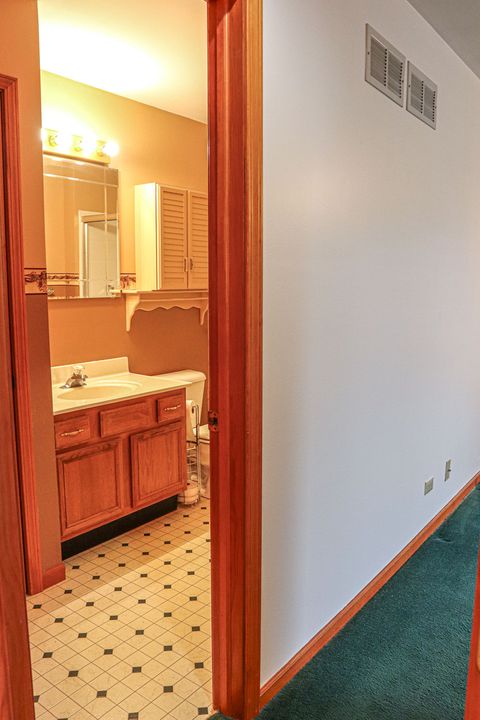 Tiny photo for 904 Harvest Trail #B, Yorkville, IL 60560 (MLS # 12596903)