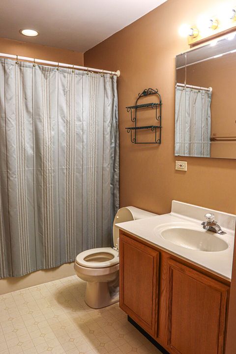 Tiny photo for 904 Harvest Trail #B, Yorkville, IL 60560 (MLS # 12596903)