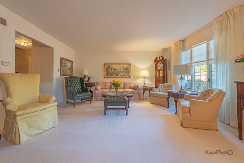 Tiny photo for 3232 Chestnut Drive, Flossmoor, IL 60422 (MLS # 12478618)