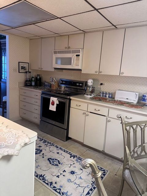 Tiny photo for 3232 Chestnut Drive, Flossmoor, IL 60422 (MLS # 12478618)