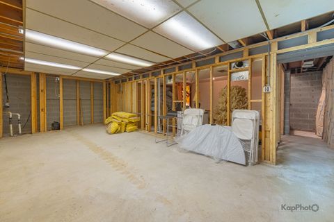 Tiny photo for 3232 Chestnut Drive, Flossmoor, IL 60422 (MLS # 12478618)