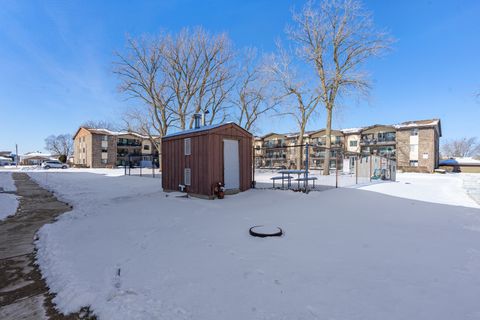Tiny photo for 13540 Lawler Avenue #76, Crestwood, IL 60418 (MLS # 12554759)
