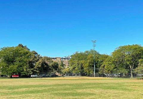 Tiny photo for 1348 W Estes Avenue #3S, Chicago, IL 60626 (MLS # 12532797)