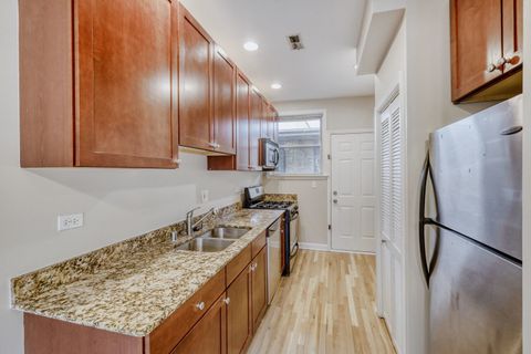 Tiny photo for 1348 W Estes Avenue #3S, Chicago, IL 60626 (MLS # 12532797)