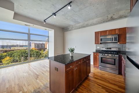 Tiny photo for 1620 S Michigan Avenue #619, Chicago, IL 60616 (MLS # 12472497)