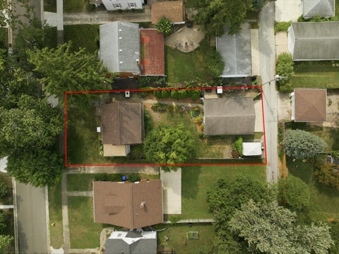 Tiny photo for 2014 E Jackson Street, Bloomington, IL 61701 (MLS # 12766133)
