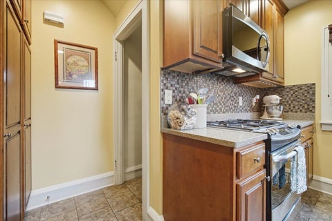 Tiny photo for 2014 E Jackson Street, Bloomington, IL 61701 (MLS # 12766133)
