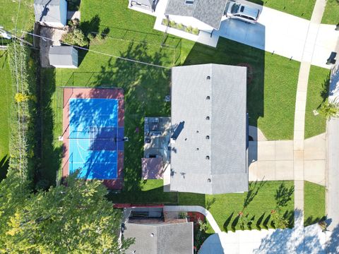 Tiny photo for 2528 N Walnut Avenue, Arlington Heights, IL 60004 (MLS # 12499431)