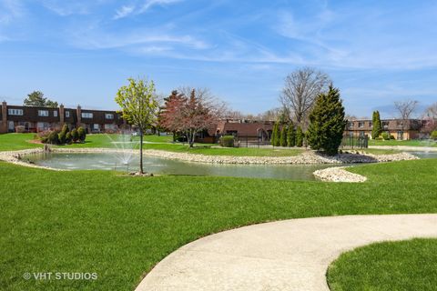 Tiny photo for 1450 Tanglewood Street #1B, Flossmoor, IL 60422 (MLS # 12524385)