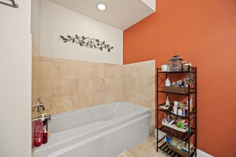 Tiny photo for 1801 W Addison Street #1E, Chicago, IL 60613 (MLS # 12546913)