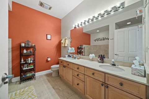 Tiny photo for 1801 W Addison Street #1E, Chicago, IL 60613 (MLS # 12546913)
