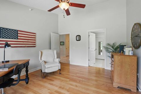 Tiny photo for 1237 Kimberly Road #1237, Bettendorf, IA 52722 (MLS # 12686080)