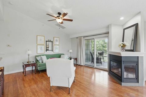 Tiny photo for 1237 Kimberly Road #1237, Bettendorf, IA 52722 (MLS # 12686080)