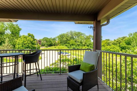 Tiny photo for 1237 Kimberly Road #1237, Bettendorf, IA 52722 (MLS # 12686080)