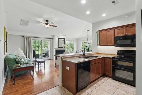 Tiny photo for 1237 Kimberly Road #1237, Bettendorf, IA 52722 (MLS # 12686080)