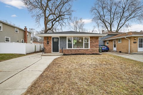Photo of 515 W 146 Street, Dolton, IL 60419 (MLS # 12546151)
