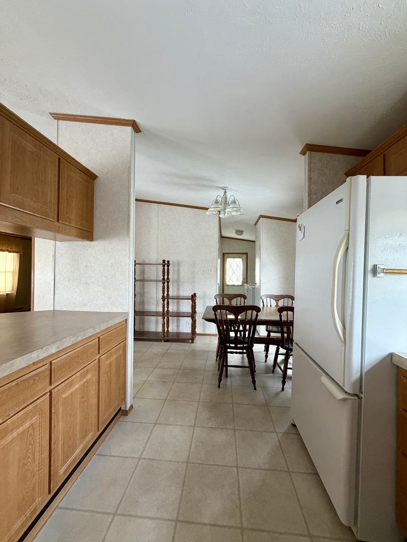 8800 Harlem Avenue 19