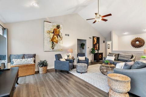 Tiny photo for 511 W Miller Avenue, Hinckley, IL 60520 (MLS # 12625549)