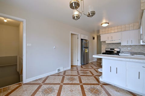 Tiny photo for 11121 S Ewing Avenue, Chicago, IL 60617 (MLS # 12711861)