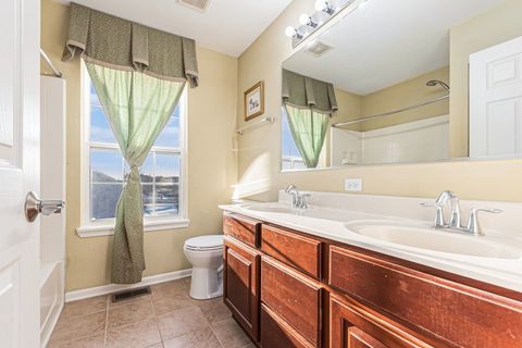 Tiny photo for 1110 Marion Court, Shorewood, IL 60404 (MLS # 12554167)