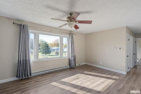Tiny photo for 204 AMBER Lane, Geneseo, IL 61254 (MLS # QC4269086)