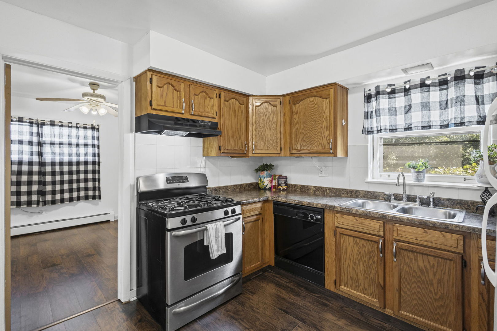 44 King Arthur Court 7