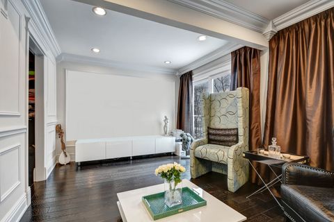 Tiny photo for 491 OLD SURREY Lane #B, Hinsdale, IL 60521 (MLS # 12525427)