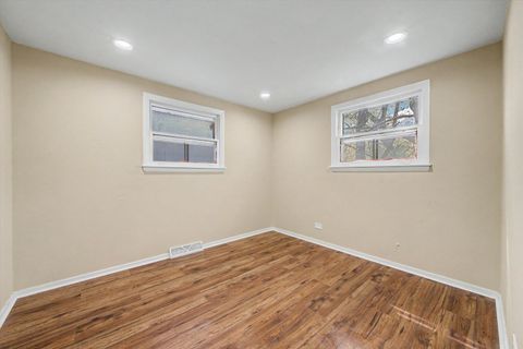 Tiny photo for 16420 Paulina Street, Markham, IL 60428 (MLS # 12686342)