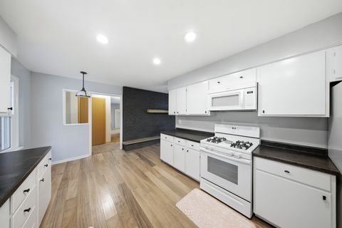 Tiny photo for 404 Willow Drive, Belvidere, IL 61008 (MLS # 12521522)