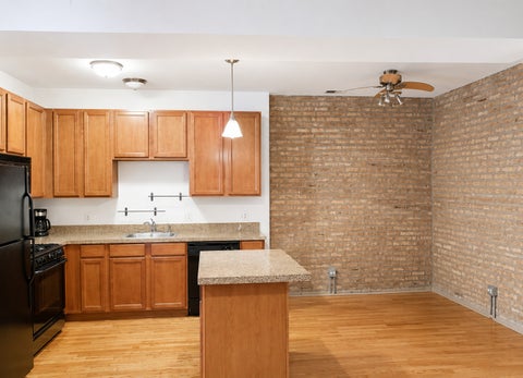 Tiny photo for 1649 W Pratt Boulevard #B-1, Chicago, IL 60626 (MLS # 12677723)