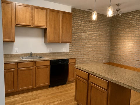 Tiny photo for 1649 W Pratt Boulevard #B-1, Chicago, IL 60626 (MLS # 12677723)