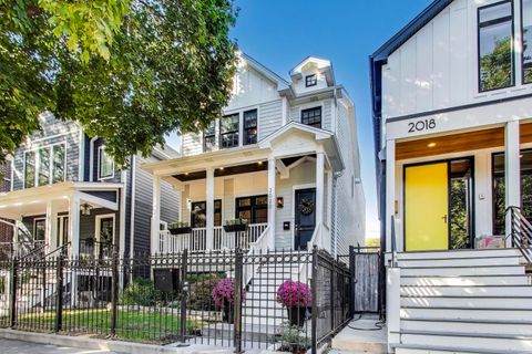 2020 W Barry Avenue Chicago IL 60618