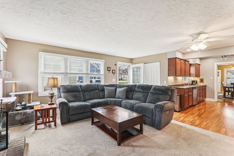 Tiny photo for 375 S Lake Street, Grayslake, IL 60030 (MLS # 12606053)