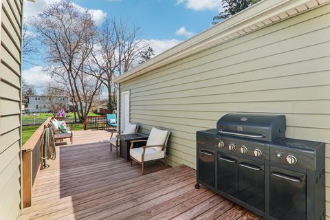 Tiny photo for 375 S Lake Street, Grayslake, IL 60030 (MLS # 12606053)