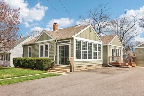 Tiny photo for 375 S Lake Street, Grayslake, IL 60030 (MLS # 12606053)