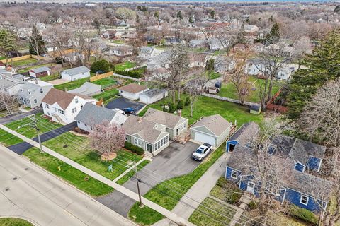 Tiny photo for 375 S Lake Street, Grayslake, IL 60030 (MLS # 12606053)